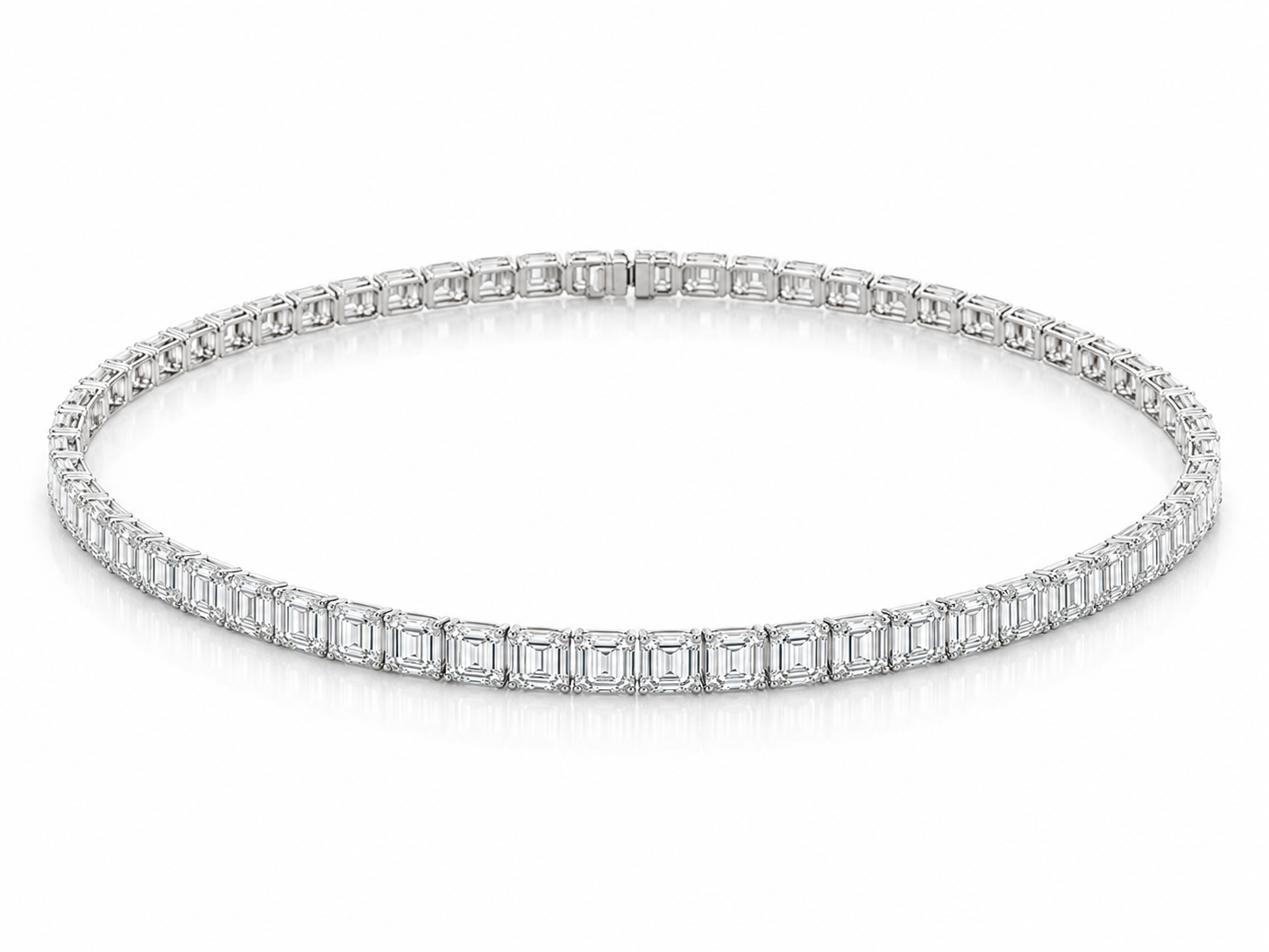 STEP RIVIÈRE EMERALD-CUT DIAMOND CHOKER