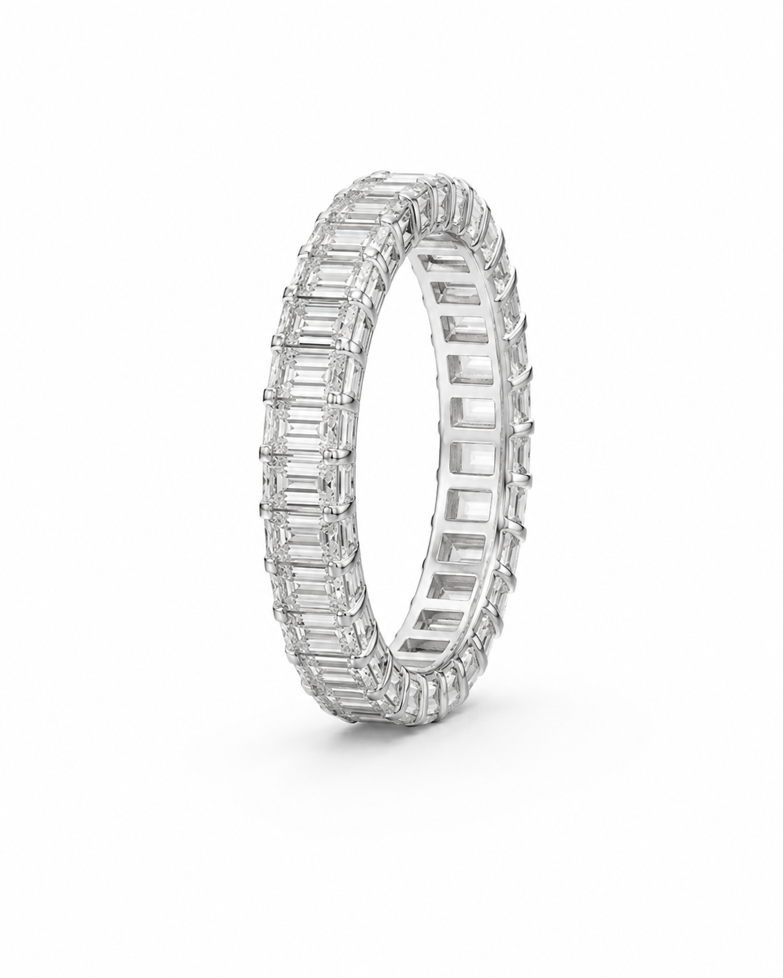 STEP RIVIÈRE EMERALD-CUT DIAMOND ETERNITY BAND