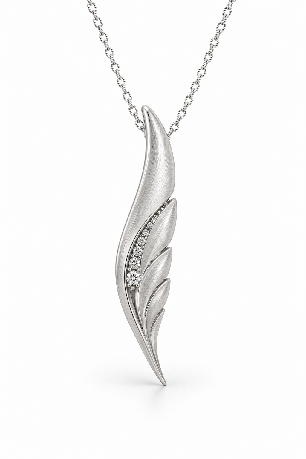 LUCERÉ FEATHER VEIL PENDANT