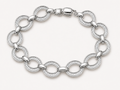 OVALE DIAMOND BAGUETTE LINK BRACELET