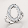 OVALE DIAMOND BAGUETTE RING