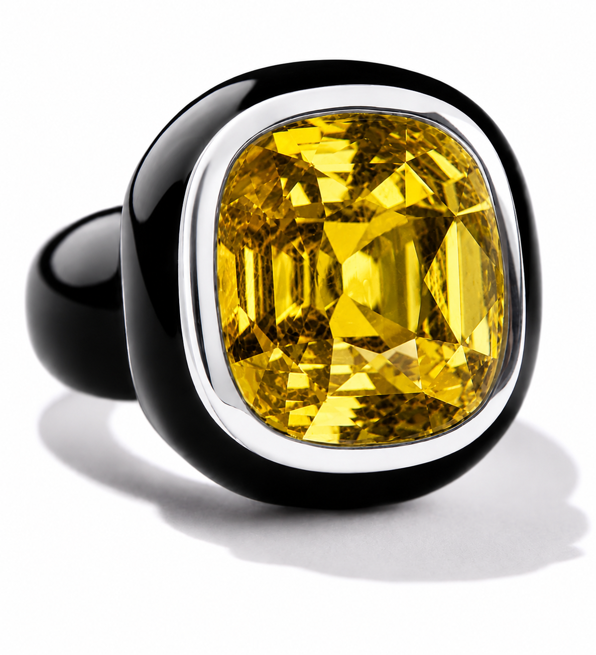 DOMO Yellow Sapphire Ring